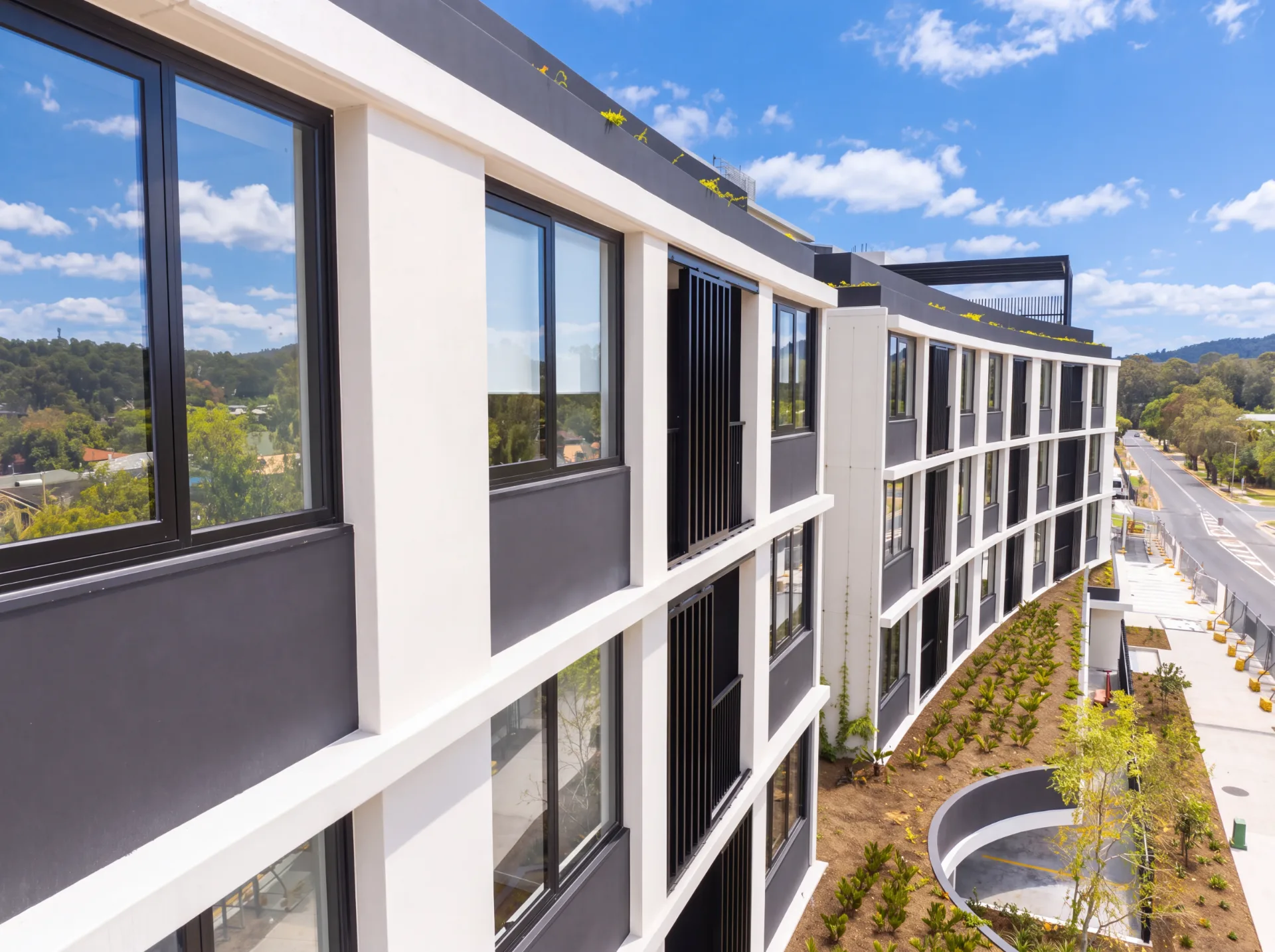Ferny Grove Apartment - Walsc Facade Wall System 