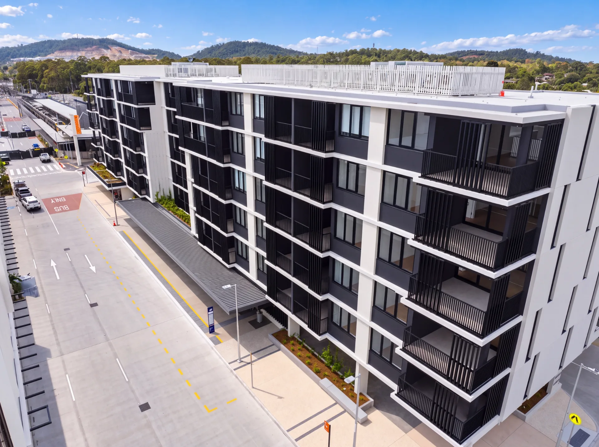 Ferny Grove Apartment - Walsc Facade Wall System 
